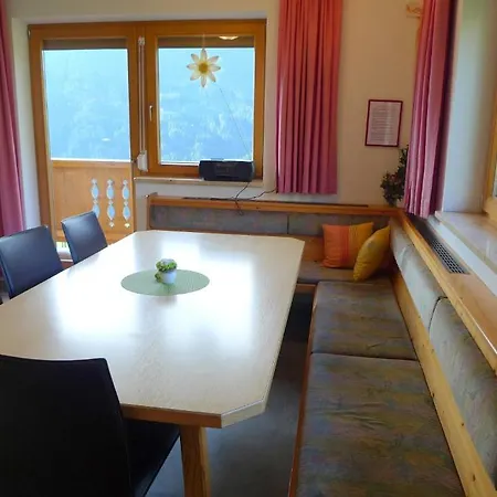Martlerhof Apartment Tux